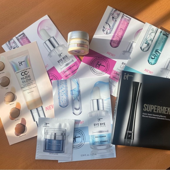 it cosmetics 8 skincare and makeup bundle - Picture 5 of 14